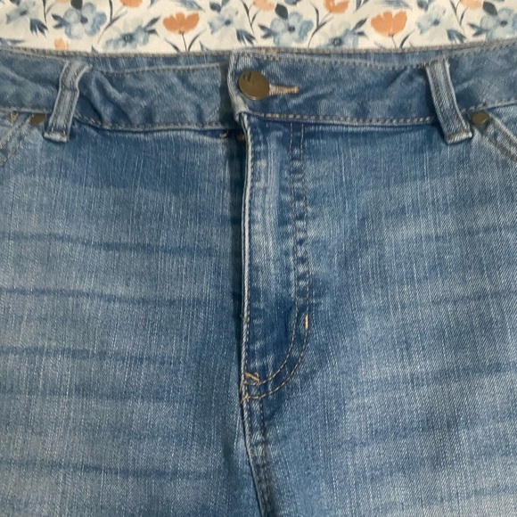 D.jeans womens jean shorts - Picture 4 of 8